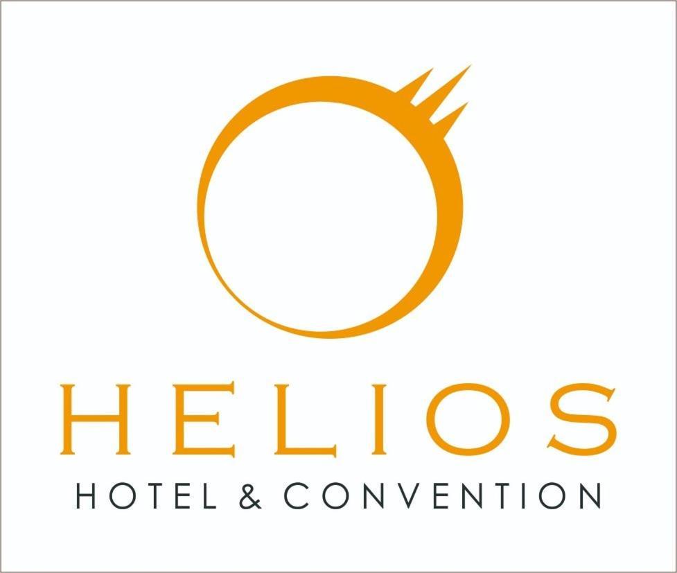 Helios Hotel & Convention Watampone Buitenkant foto